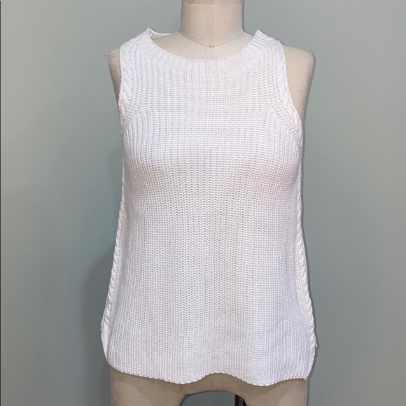 Cupio Tops - NWOT CUPIO women’s knitted tank top